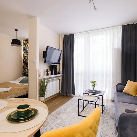 Shortstaypoland Chlodna B168 Апартаменты Варшава