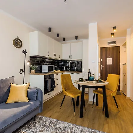 Shortstaypoland Chlodna B168 Apartman Varsó